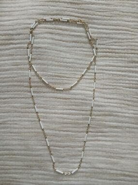 (2/20$)vintage Necklace design from the 1970s or 1980s.